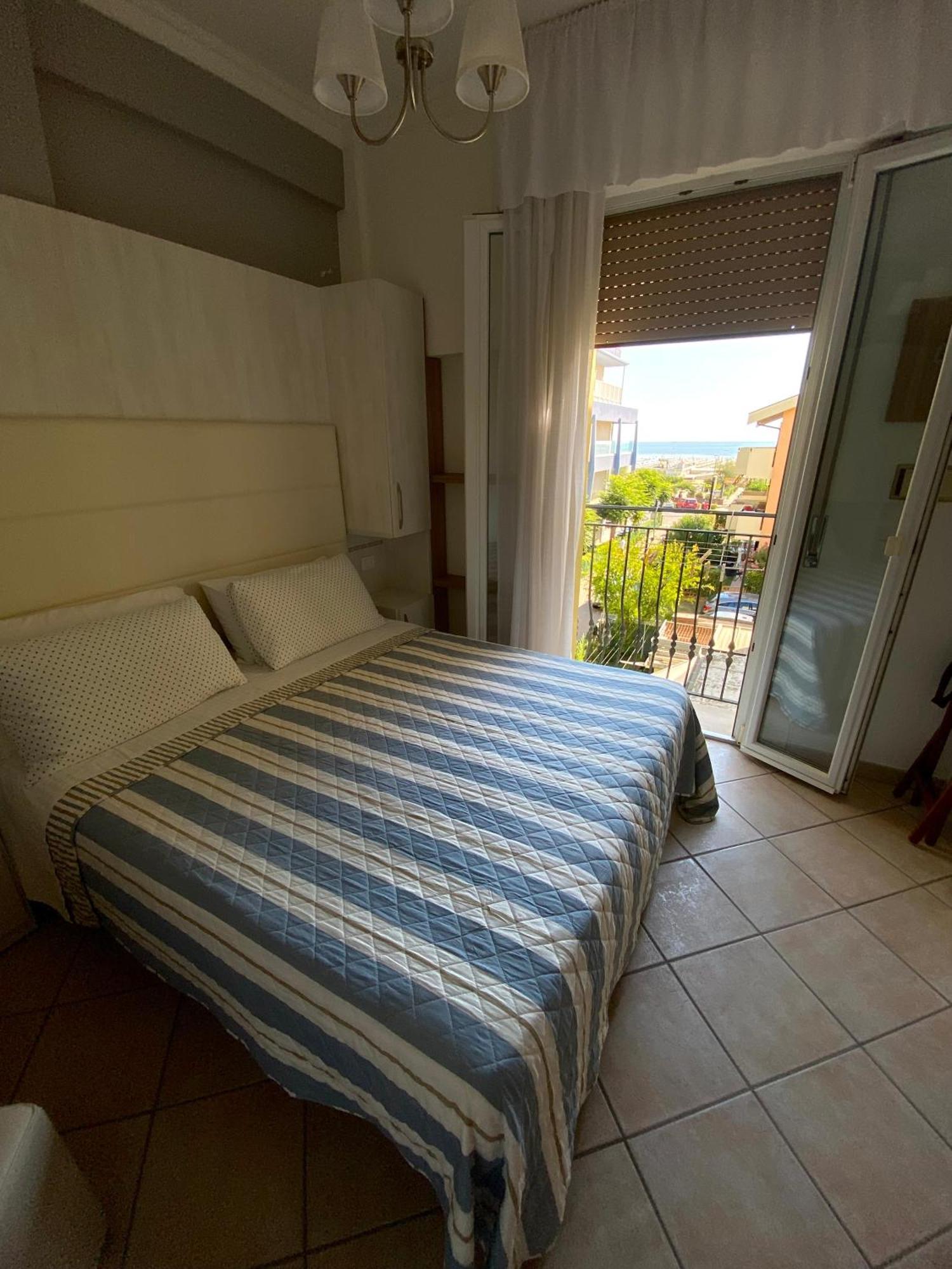 Hotel Explorer Cervia Dış mekan fotoğraf